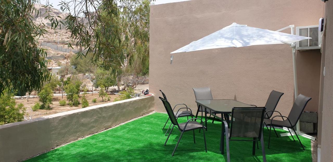 مزرعة الكرم الحاتمي Al Shafa Exterior foto